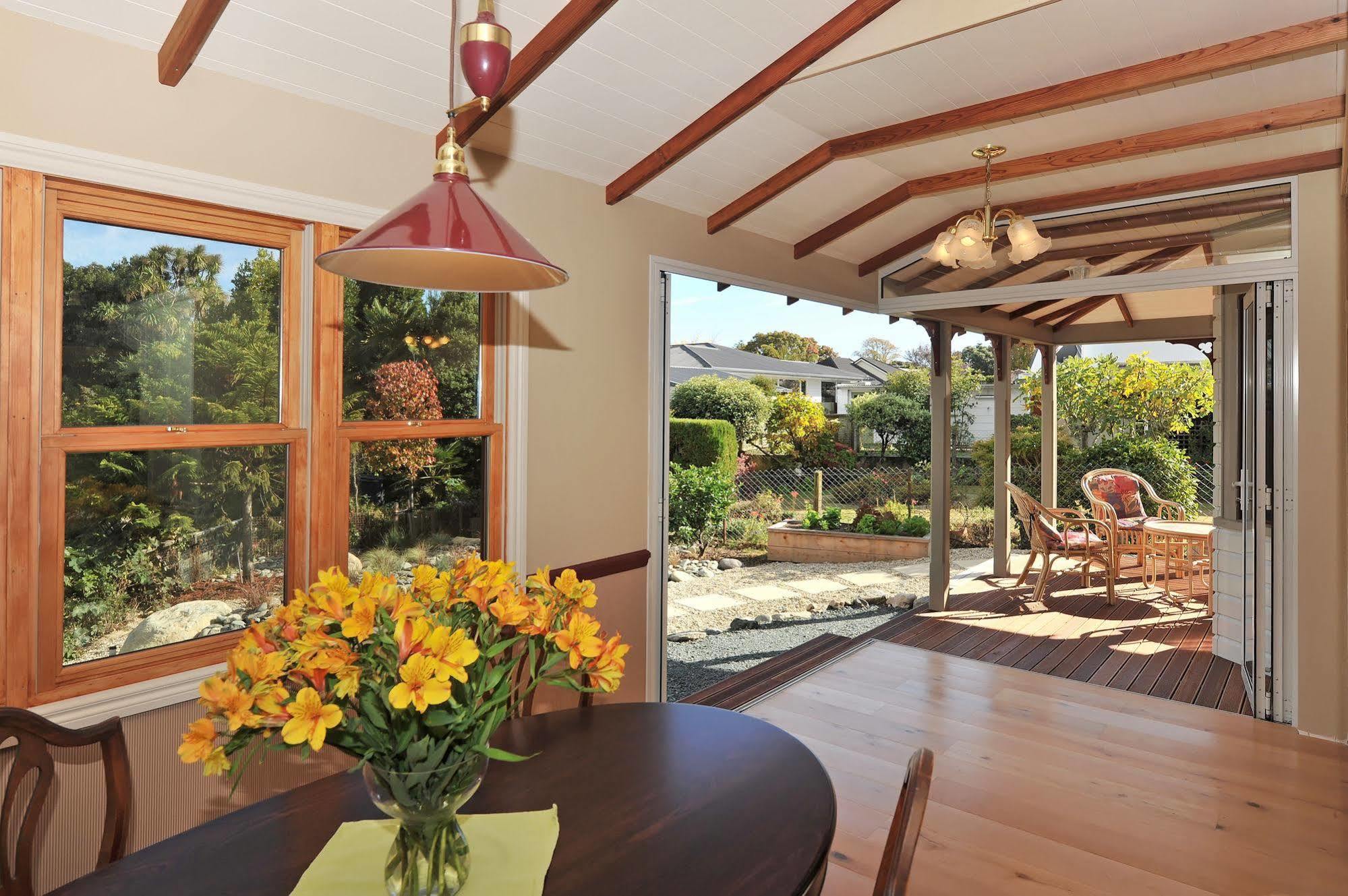 Baywick Inn Bed & Breakfast Nelson Bagian luar foto